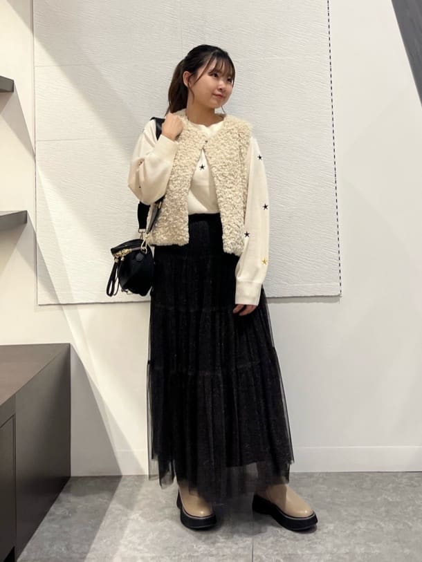 Vinのメタルファスナーショルダーバッグを使ったコーディネートを紹介します。｜Rakuten Fashion(楽天ファッション／旧楽天ブランドアベニュー)4890345