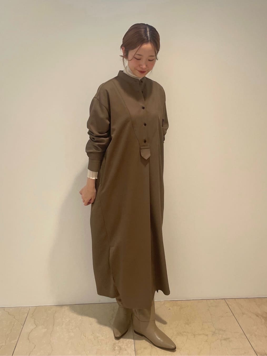 1er Arrondissementの<CORSO ROMA 9 (コルソローマ ノーヴェ)>ロングブーツを使ったコーディネートを紹介します。｜Rakuten Fashion(楽天ファッション／旧楽天ブランドアベニュー)4891804