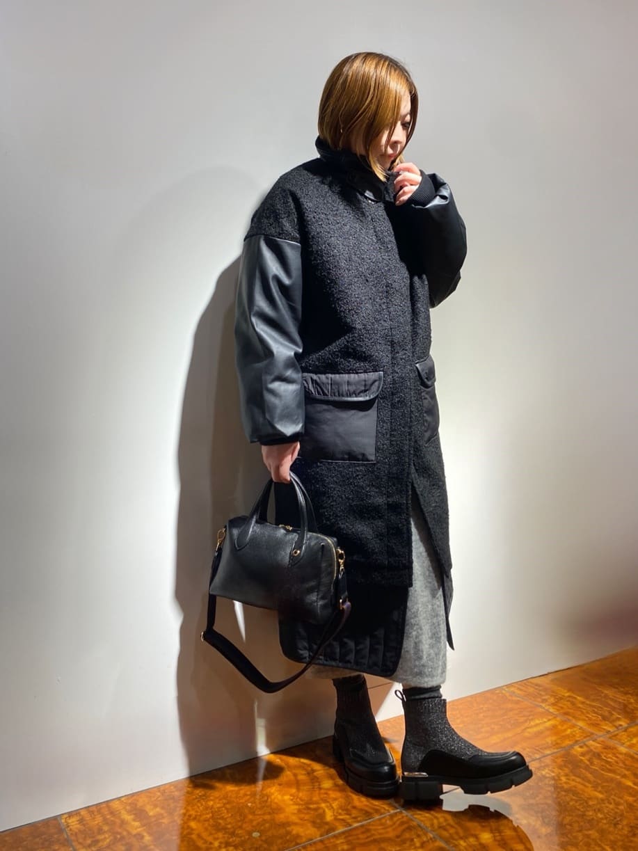 LASUDのウォッシュ加工シワクルーネックTEEを使ったコーディネートを紹介します。｜Rakuten Fashion(楽天ファッション／旧楽天ブランドアベニュー)4896885