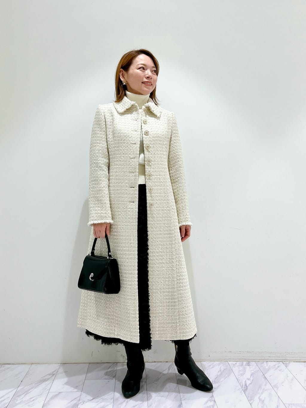 allurevilleの【LOULOU WILLOUGHBY】タートルハーフスリーブプルオーバーを使ったコーディネートを紹介します。｜Rakuten Fashion(楽天ファッション／旧楽天ブランドアベニュー)4900855