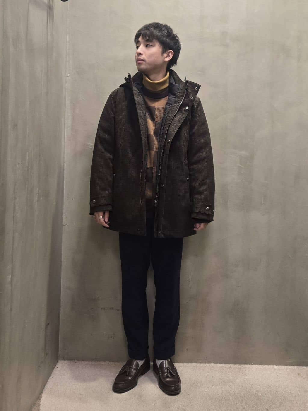 TAKEO KIKUCHIのウールブレンド オフタートルネック カットソーを使ったコーディネートを紹介します。｜Rakuten Fashion(楽天ファッション／旧楽天ブランドアベニュー)4903182