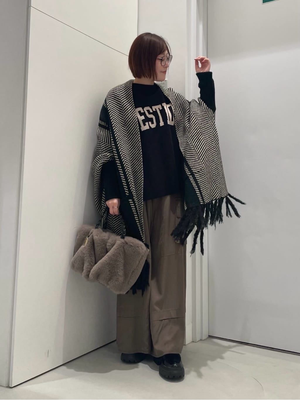 LASUDのコーディネートを紹介します。｜Rakuten Fashion(楽天ファッション／旧楽天ブランドアベニュー)4908958