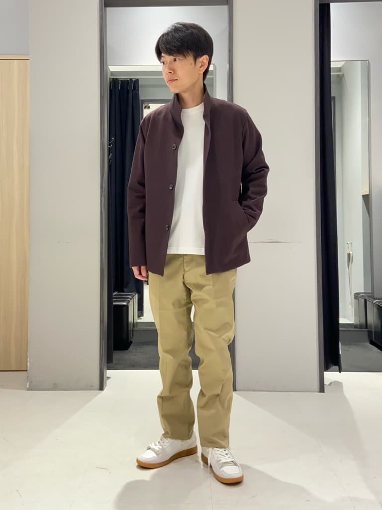 TAKEO KIKUCHIの【DOWN FABRIC】ダウンファブリック スタンドカラーブルゾンを使ったコーディネートを紹介します。｜Rakuten Fashion(楽天ファッション／旧楽天ブランドアベニュー)4912932