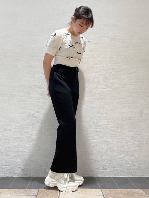 ESPERANZAのきゅんフィットインソールサイドラインスニーカーを使ったコーディネートを紹介します。｜Rakuten Fashion(楽天ファッション／旧楽天ブランドアベニュー)4914456
