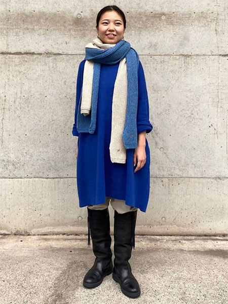45Rのカシミアワッフルのロングマフラーを使ったコーディネートを紹介します。｜Rakuten Fashion(楽天ファッション／旧楽天ブランドアベニュー)4919984