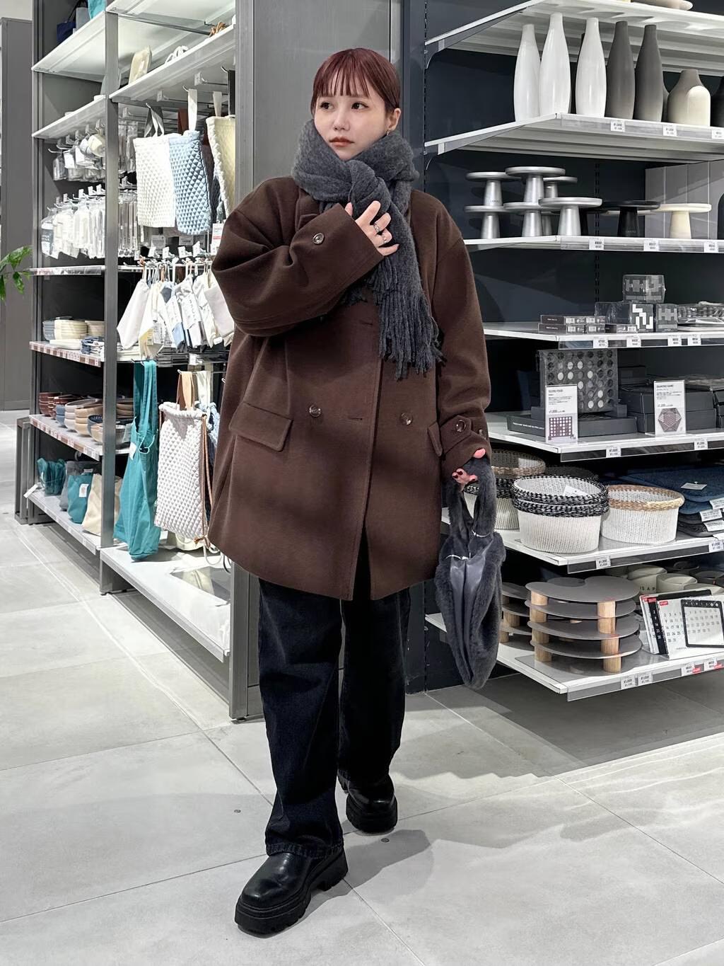 LAKOLEのウーリーテックミドルコートを使ったコーディネートを紹介します。｜Rakuten Fashion(楽天ファッション／旧楽天ブランドアベニュー)4928599