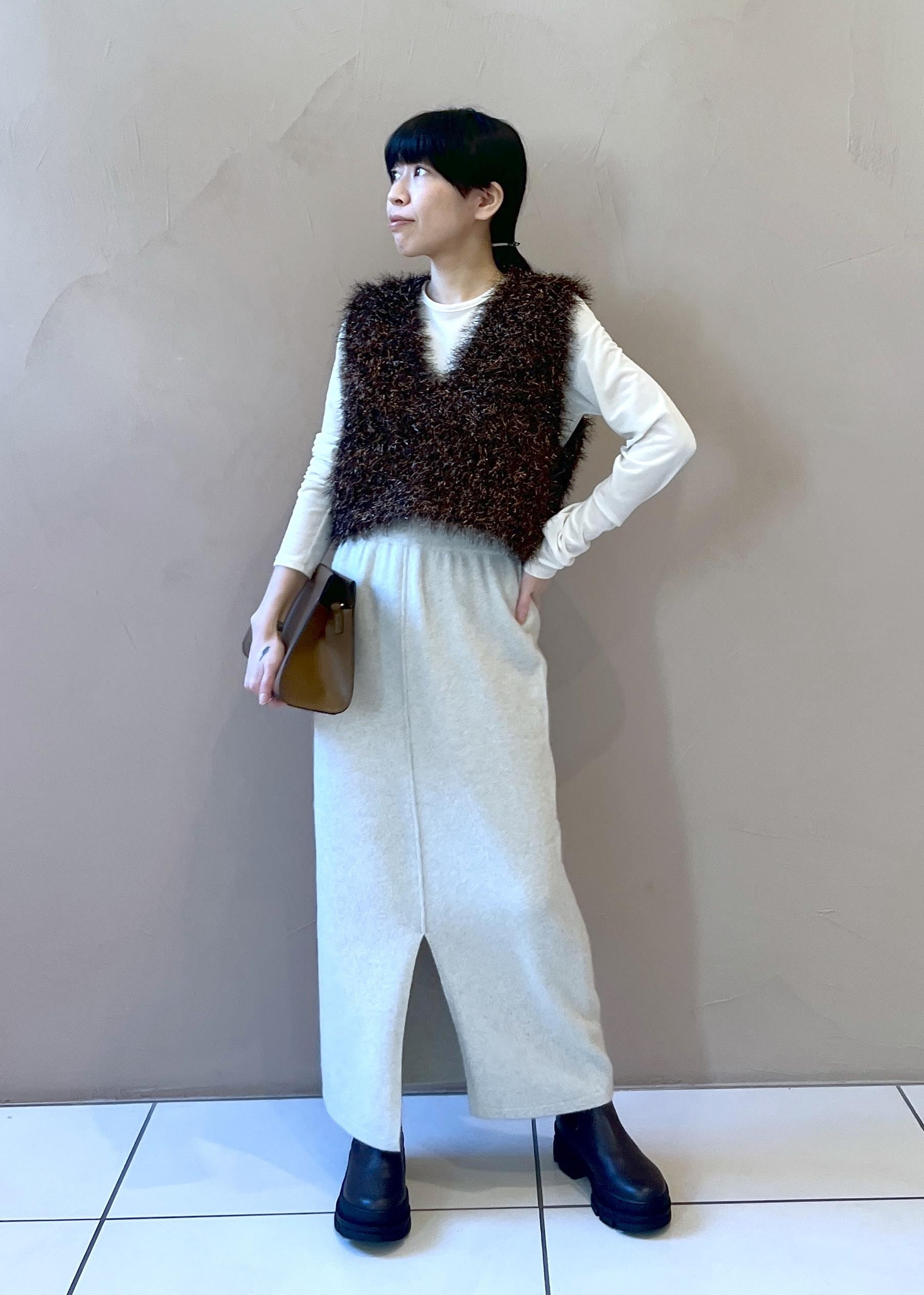 SALON adam et rope'のシアーベロアクルーネックPOを使ったコーディネートを紹介します。｜Rakuten Fashion(楽天ファッション／旧楽天ブランドアベニュー)4972329
