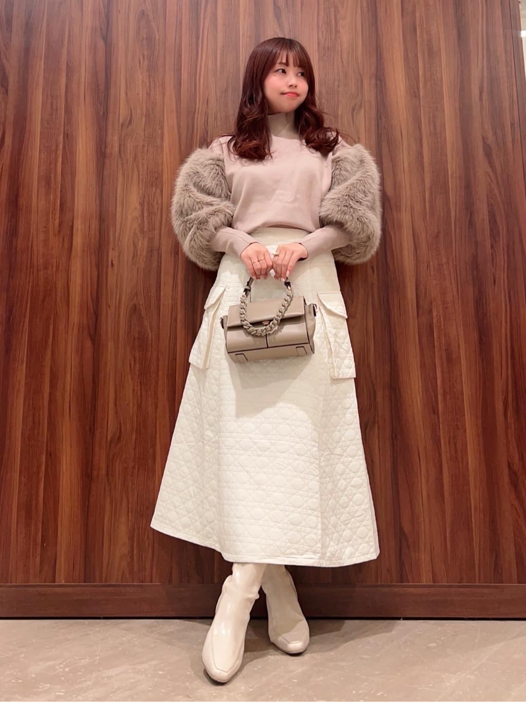 Vinのコーディネートを紹介します。｜Rakuten Fashion(楽天ファッション／旧楽天ブランドアベニュー)4939944