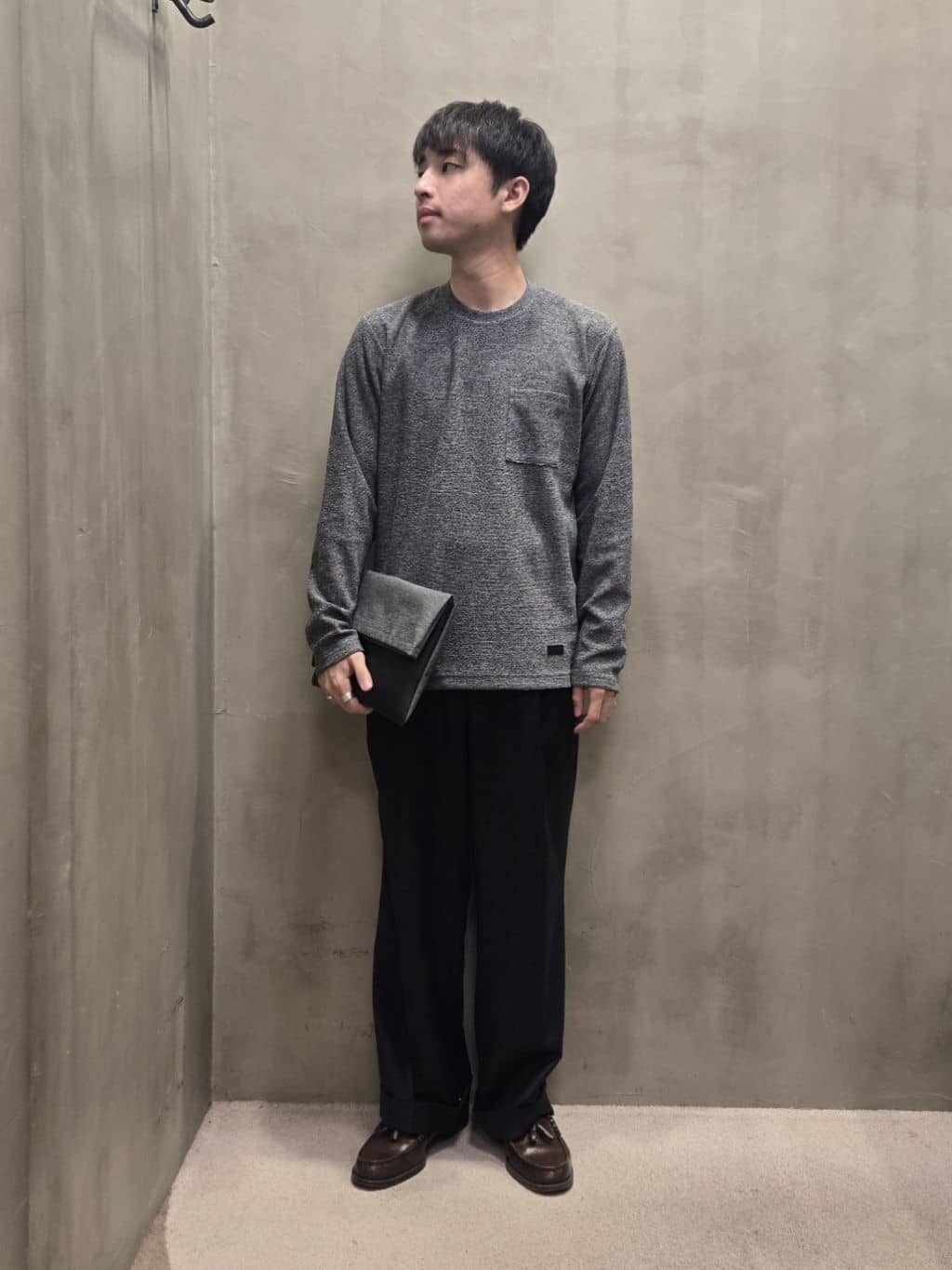 TAKEO KIKUCHIの【尾州織】ウールブレンド パイルカットソーを使ったコーディネートを紹介します。｜Rakuten Fashion(楽天ファッション／旧楽天ブランドアベニュー)4941252