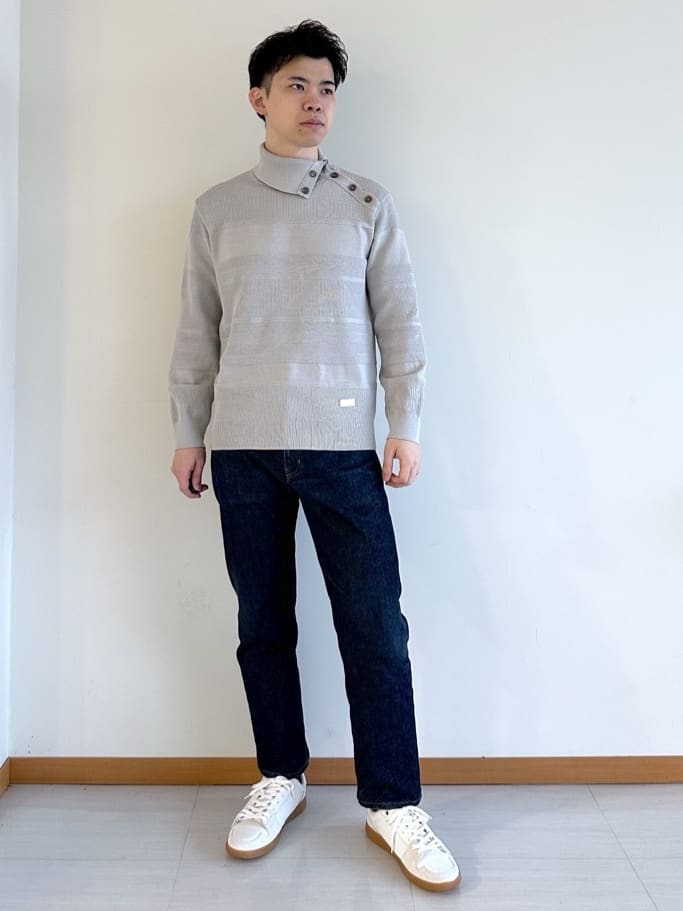 TAKEO KIKUCHIの【Made in JAPAN】ボタン タートルネック ニットを使ったコーディネートを紹介します。｜Rakuten Fashion(楽天ファッション／旧楽天ブランドアベニュー)4941297