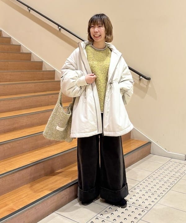 BEAMS HEARTの細コール タック ワイドパンツ(S~M)を使ったコーディネートを紹介します。｜Rakuten Fashion(楽天ファッション／旧楽天ブランドアベニュー)4946196