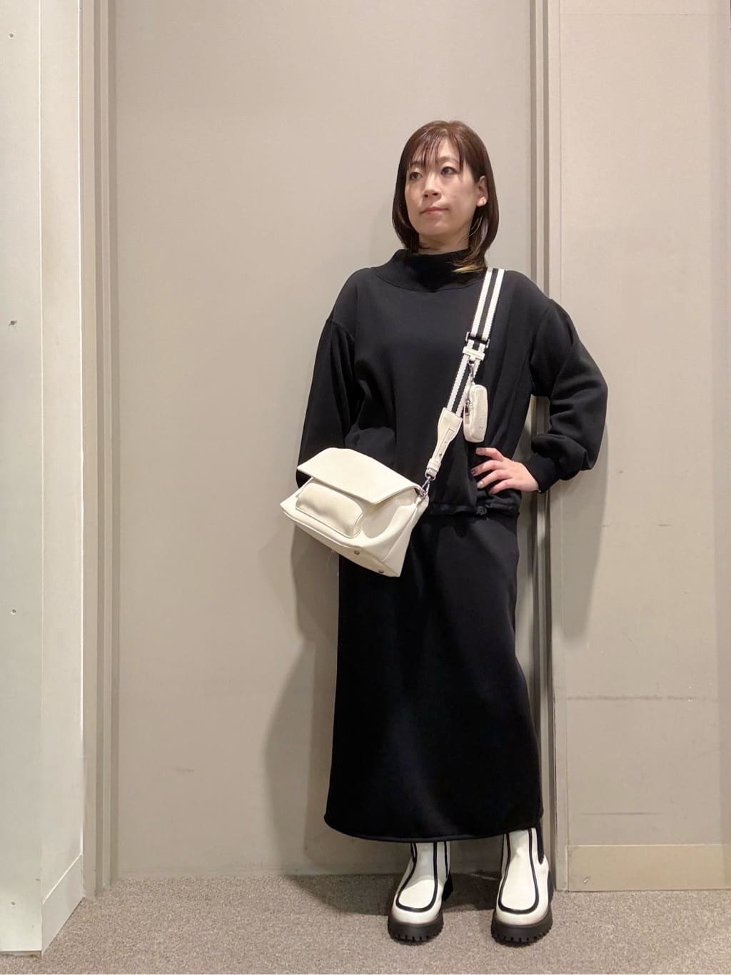 Vinのコーディネートを紹介します。｜Rakuten Fashion(楽天ファッション／旧楽天ブランドアベニュー)4947070