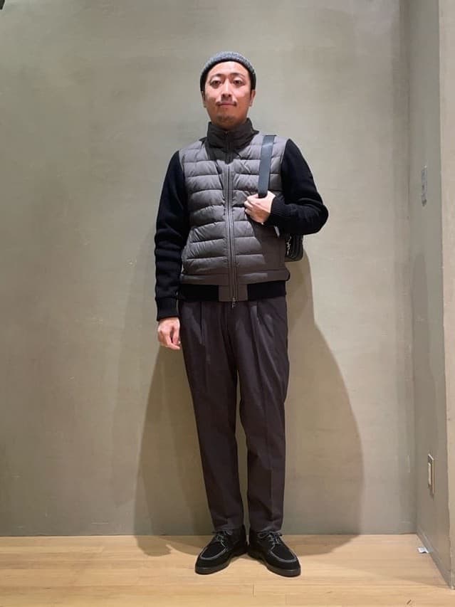 TAKEO KIKUCHIの【コンパクトダウン】ニットコンビ ダウンブルゾンを使ったコーディネートを紹介します。｜Rakuten Fashion(楽天ファッション／旧楽天ブランドアベニュー)4950437