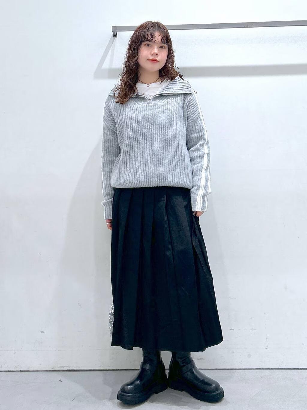 LAKOLEのハーフZIPラインニットプルオーバーを使ったコーディネートを紹介します。｜Rakuten Fashion(楽天ファッション／旧楽天ブランドアベニュー)4960048