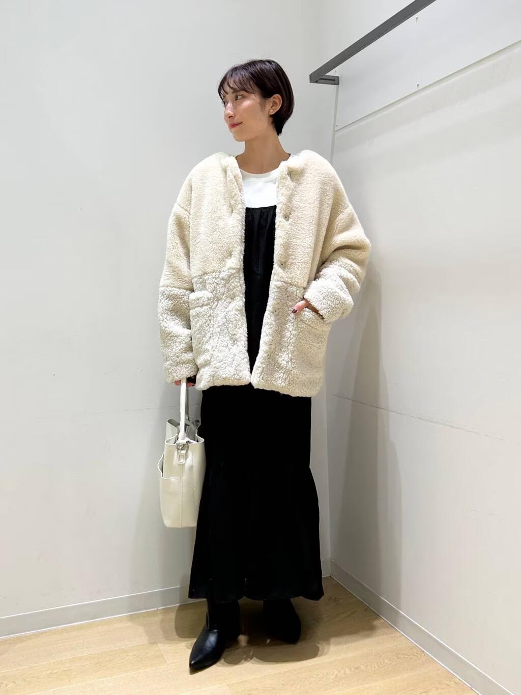 LAKOLEのノーカラーキリカエボアブルゾンを使ったコーディネートを紹介します。｜Rakuten Fashion(楽天ファッション／旧楽天ブランドアベニュー)4960049