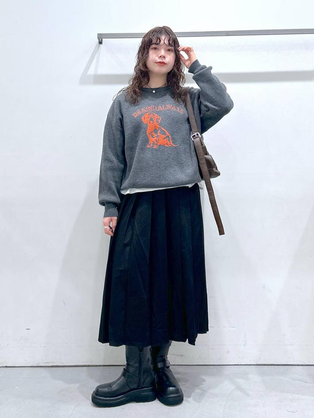 LAKOLEのアニマルロゴジャガードニットを使ったコーディネートを紹介します。｜Rakuten Fashion(楽天ファッション／旧楽天ブランドアベニュー)4960015