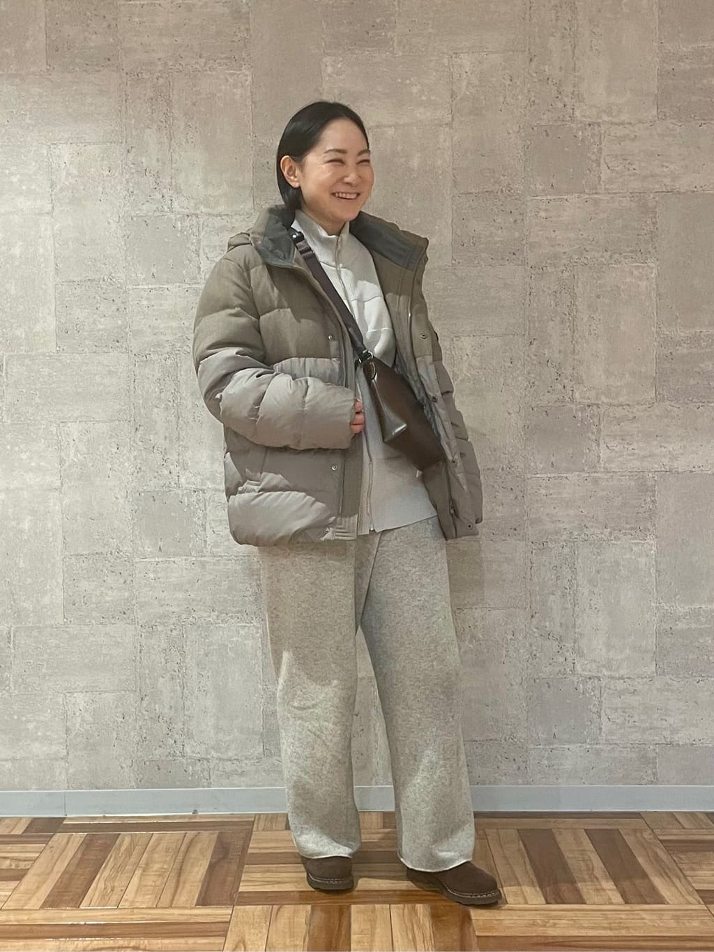 TAKEO KIKUCHIの【735フィルパワー】コンビ ダウンブルゾンを使ったコーディネートを紹介します。｜Rakuten Fashion(楽天ファッション／旧楽天ブランドアベニュー)4968039