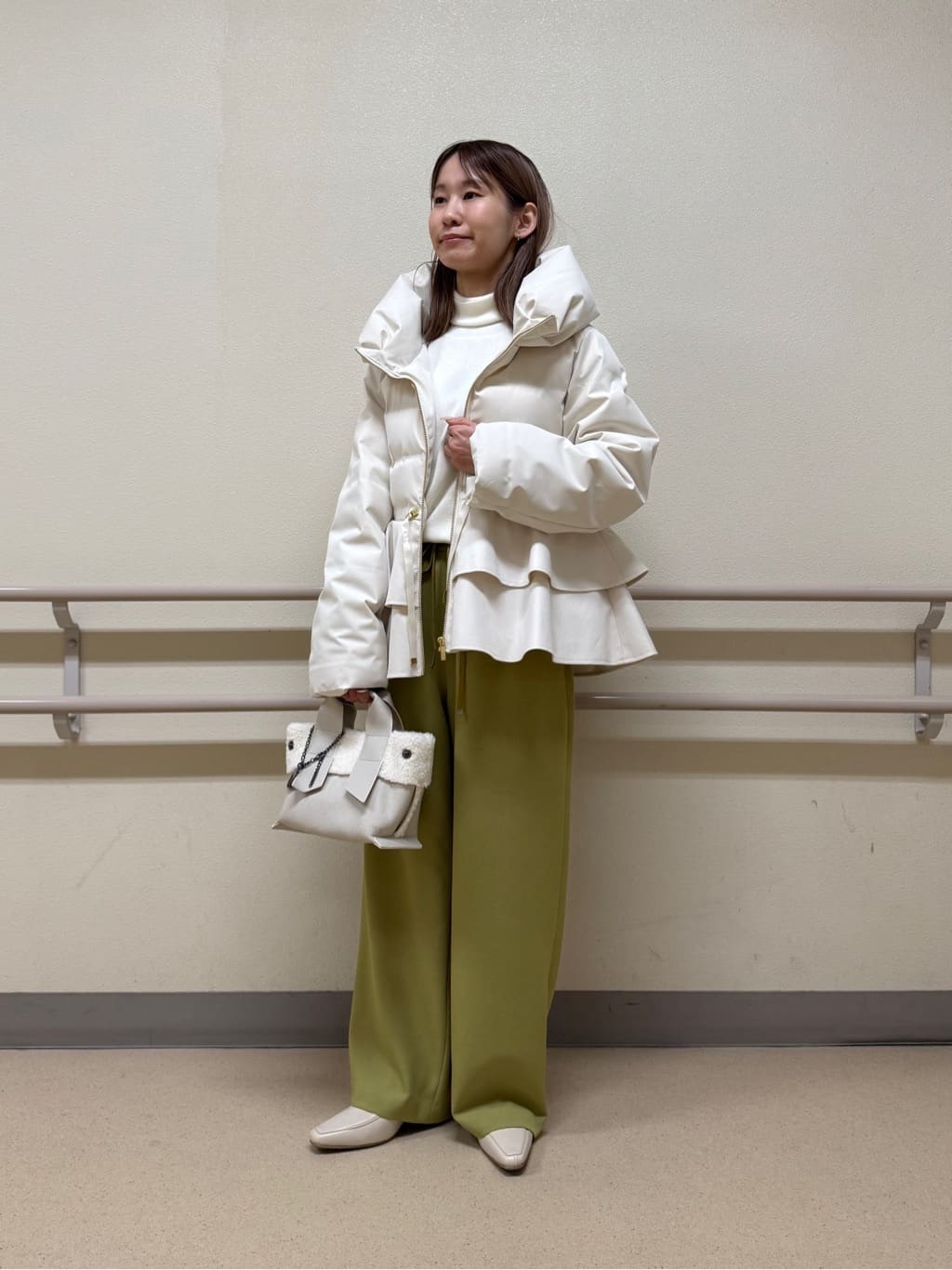 Vinのコーディネートを紹介します。｜Rakuten Fashion(楽天ファッション／旧楽天ブランドアベニュー)4968820