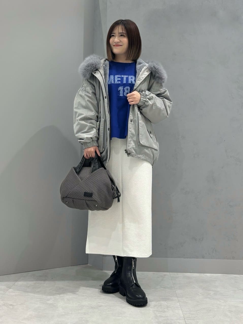 VinのラメロゴハイゲージニットPOを使ったコーディネートを紹介します。｜Rakuten Fashion(楽天ファッション／旧楽天ブランドアベニュー)4980746