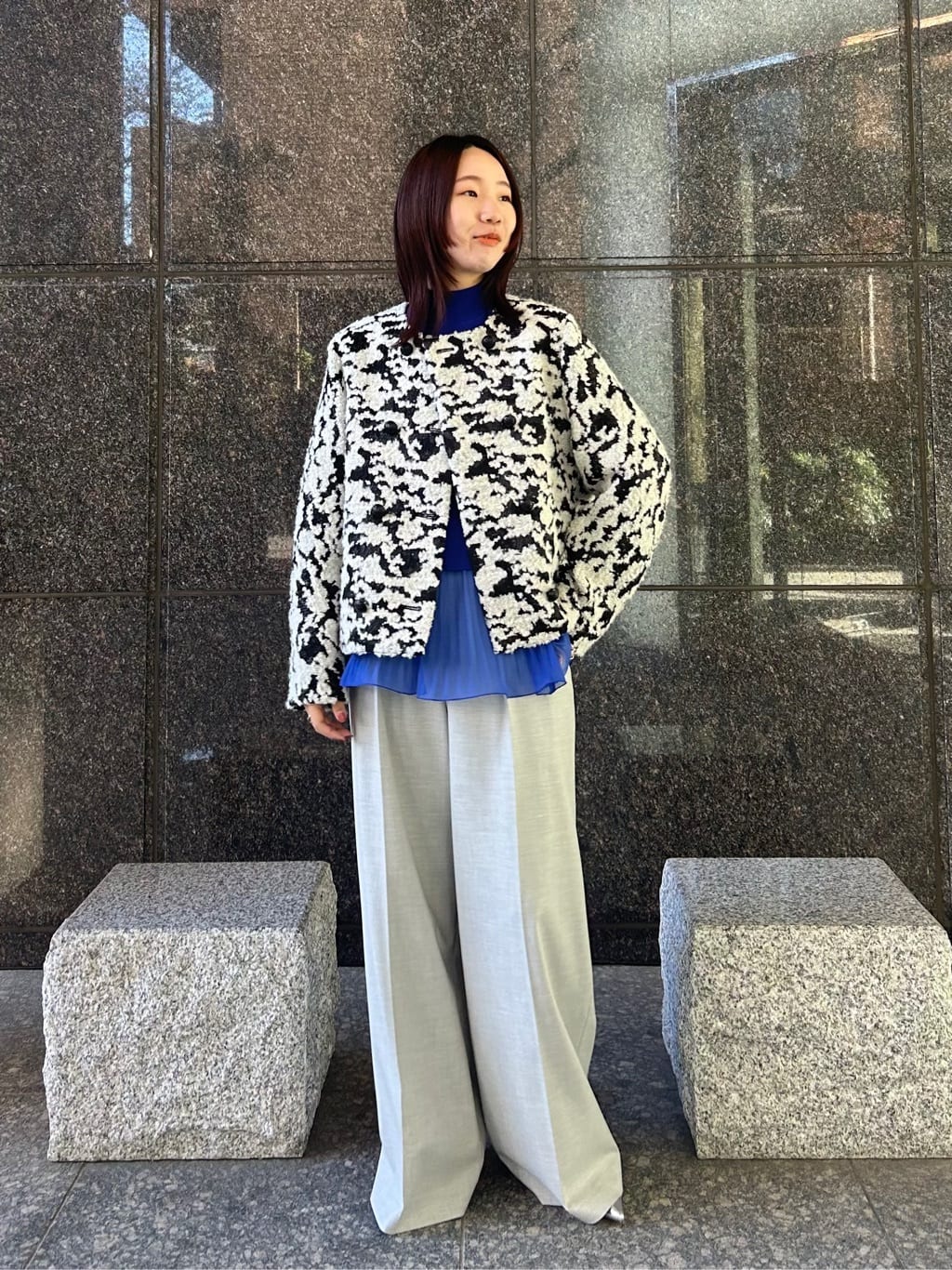 allurevilleのセットシアーペプラムプルオーバーを使ったコーディネートを紹介します。｜Rakuten Fashion(楽天ファッション／旧楽天ブランドアベニュー)4983953