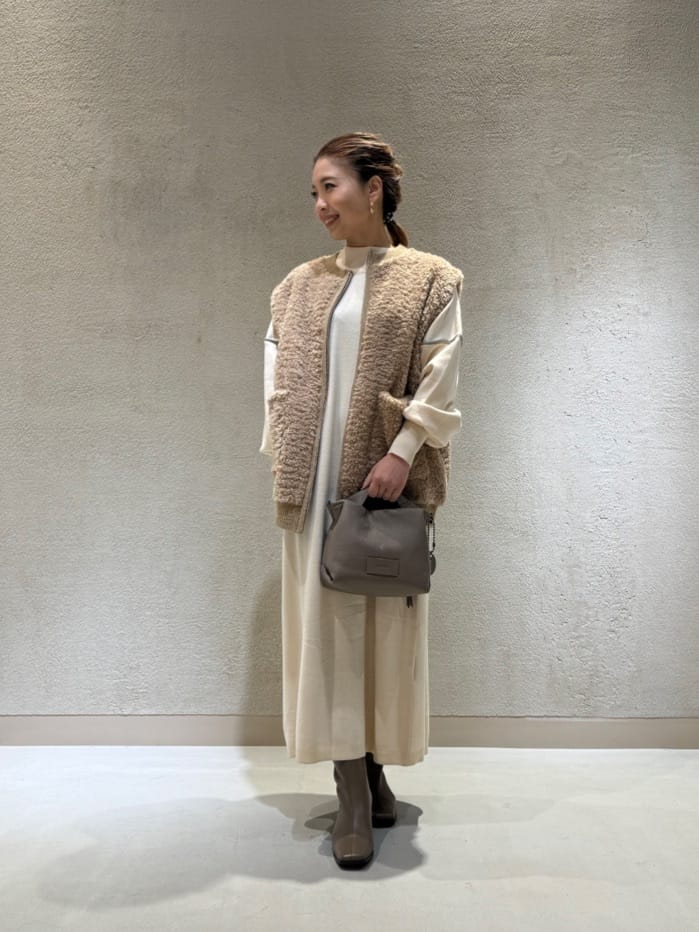 Vinのエコレザーショルダーバッグを使ったコーディネートを紹介します。｜Rakuten Fashion(楽天ファッション／旧楽天ブランドアベニュー)4985121