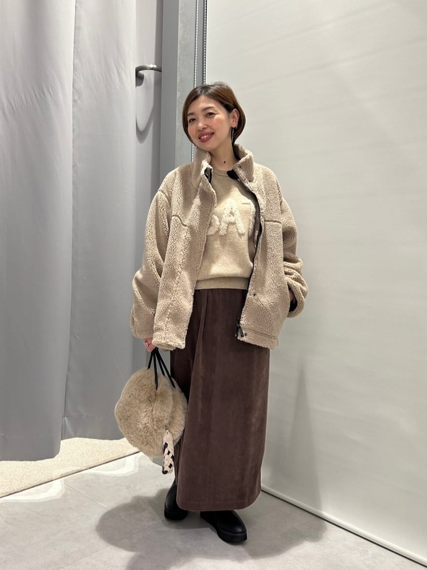 LASUDのフラッフィーロゴニットを使ったコーディネートを紹介します。｜Rakuten Fashion(楽天ファッション／旧楽天ブランドアベニュー)4985182