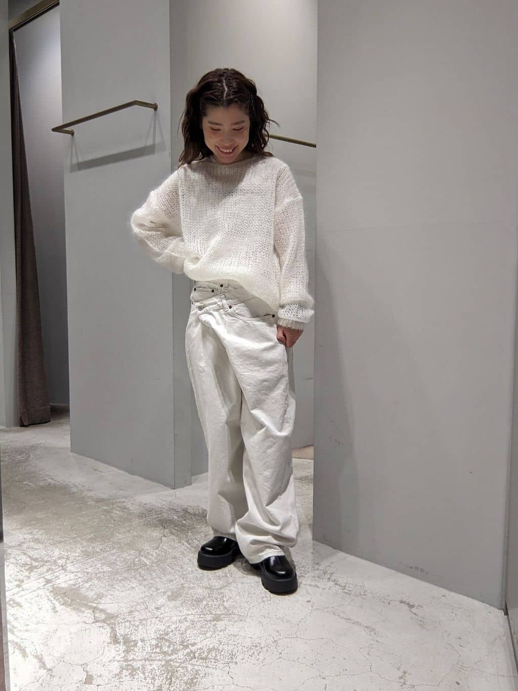 UNITED ARROWS LTD. OUTLET | ダメージ ラップワイド デニムパンツ