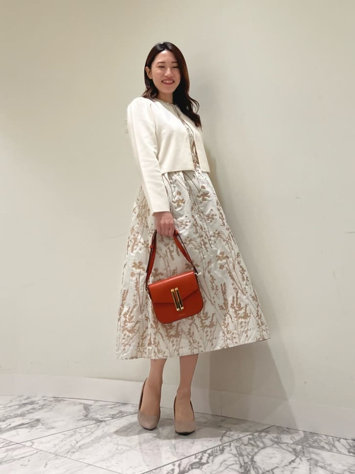 ANAYI | シルエットフラワージャガードタック ワンピース | Rakuten