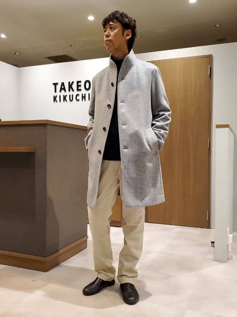 TAKEO KIKUCHIの【美脚シルエット】ストレッチ コーデュロイ パンツを使ったコーディネートを紹介します。｜Rakuten Fashion(楽天ファッション／旧楽天ブランドアベニュー)4987527