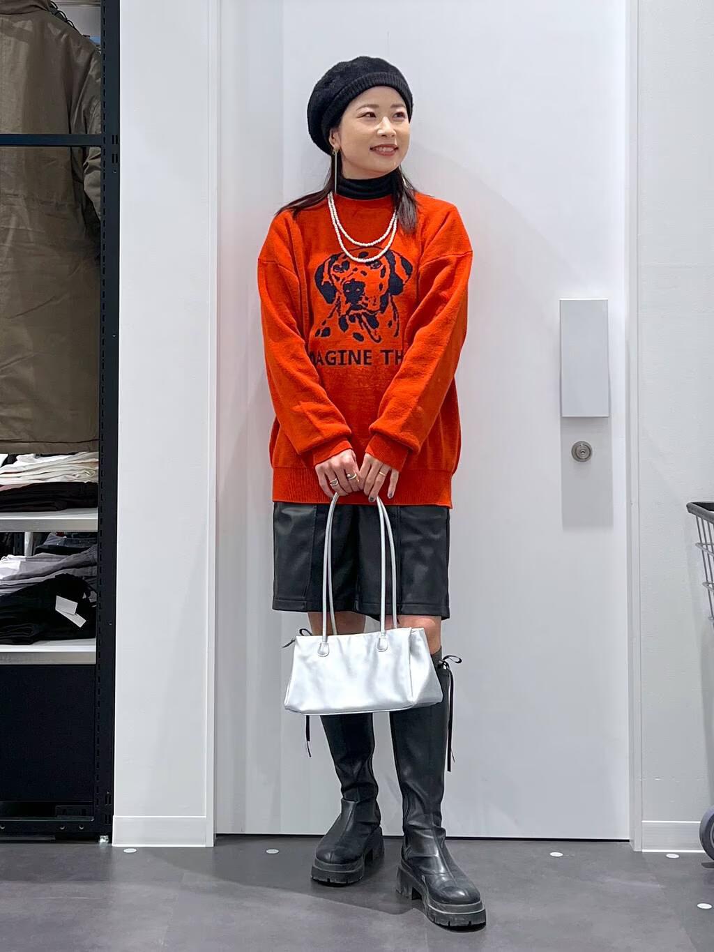 LAKOLEのアニマルロゴジャガードニットプルオーバーを使ったコーディネートを紹介します。｜Rakuten Fashion(楽天ファッション／旧楽天ブランドアベニュー)4988924