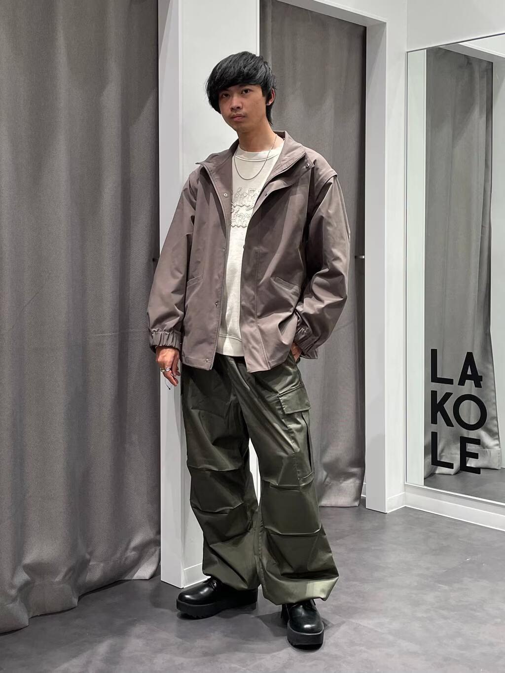 LAKOLEのピグメントパッチロゴプルオーバーを使ったコーディネートを紹介します。｜Rakuten Fashion(楽天ファッション／旧楽天ブランドアベニュー)4988913