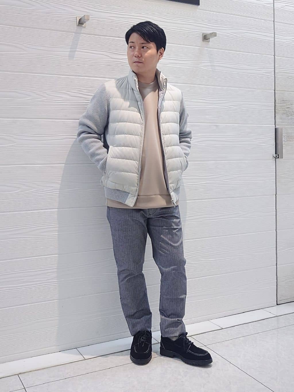 TAKEO KIKUCHIの【Made in JAPAN】エアダン クルーネック プルオーバーを使ったコーディネートを紹介します。｜Rakuten Fashion(楽天ファッション／旧楽天ブランドアベニュー)4989372