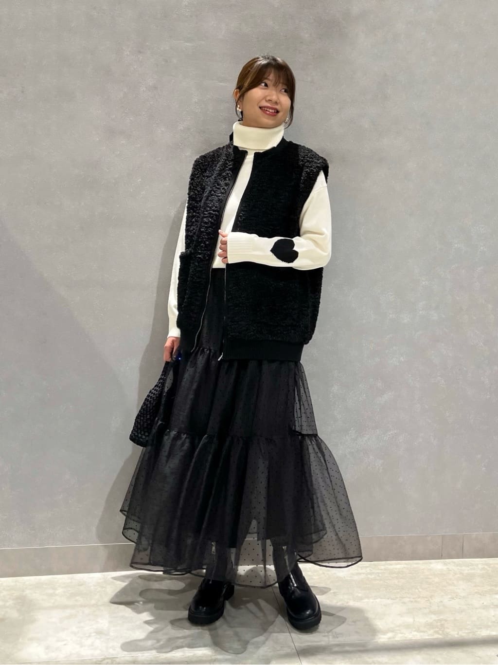 Vinのコーディネートを紹介します。｜Rakuten Fashion(楽天ファッション／旧楽天ブランドアベニュー)5003081