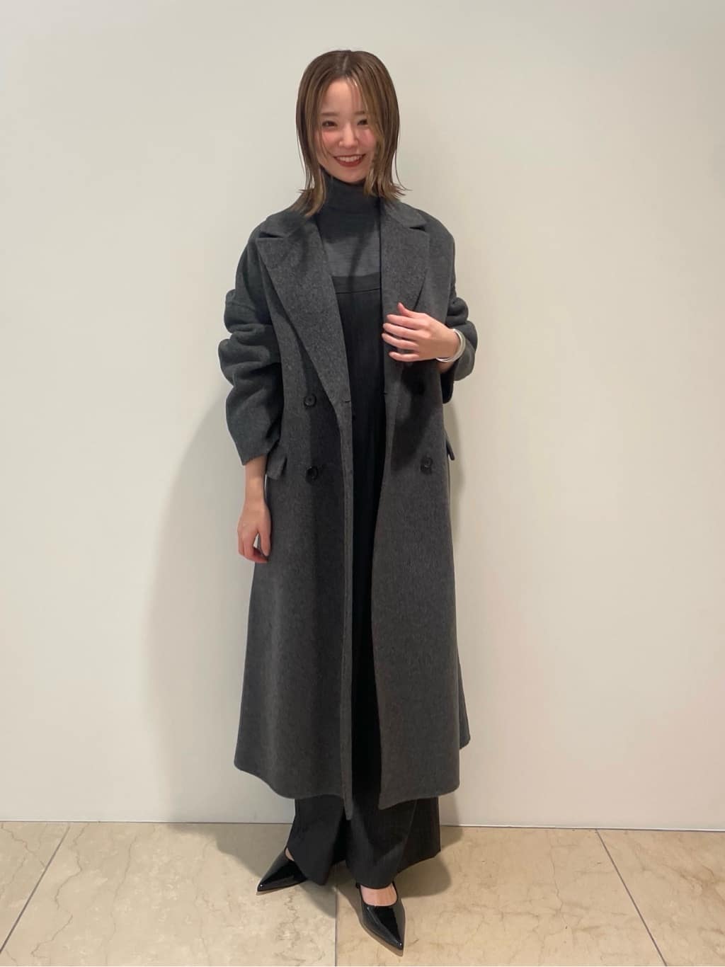 1er ArrondissementのTRストレッチサロペットを使ったコーディネートを紹介します。｜Rakuten Fashion(楽天ファッション／旧楽天ブランドアベニュー)5006900