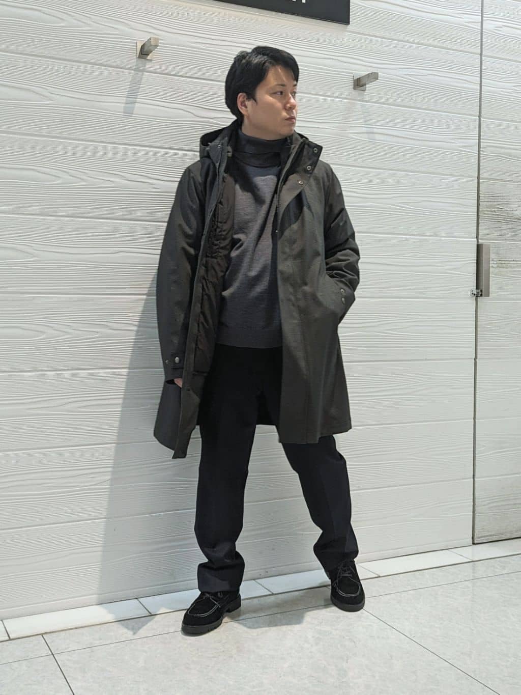 TAKEO KIKUCHIの【尾州織】ウールブレンド ムリネ千鳥パンツ / セットアップ対応を使ったコーディネートを紹介します。｜Rakuten Fashion(楽天ファッション／旧楽天ブランドアベニュー)5011135