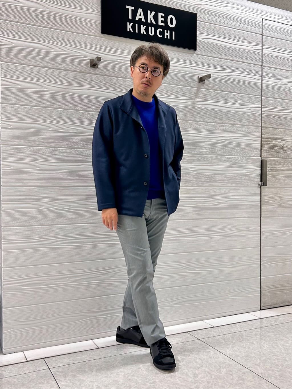 TAKEO KIKUCHIの【アンチピリング】クルーネック ニットを使ったコーディネートを紹介します。｜Rakuten Fashion(楽天ファッション／旧楽天ブランドアベニュー)5012252