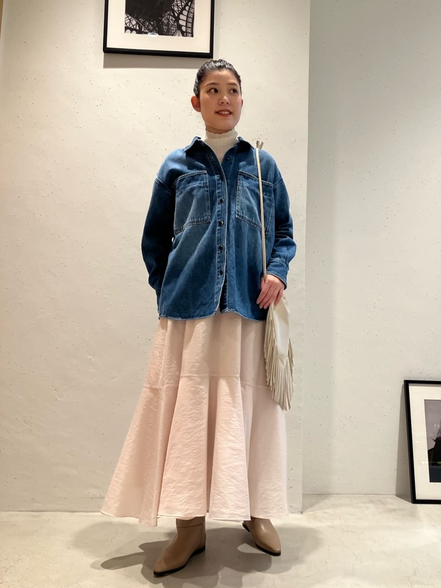 1er Arrondissementの<CORSO ROMA 9 (コルソローマ ノーヴェ)>ロングブーツを使ったコーディネートを紹介します。｜Rakuten Fashion(楽天ファッション／旧楽天ブランドアベニュー)5017031