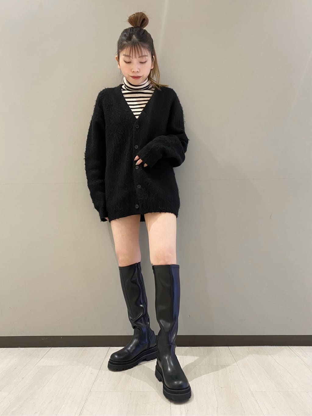 ESPERANZAの晴雨兼用タンクソールロングブーツを使ったコーディネートを紹介します。｜Rakuten Fashion(楽天ファッション／旧楽天ブランドアベニュー)5018606