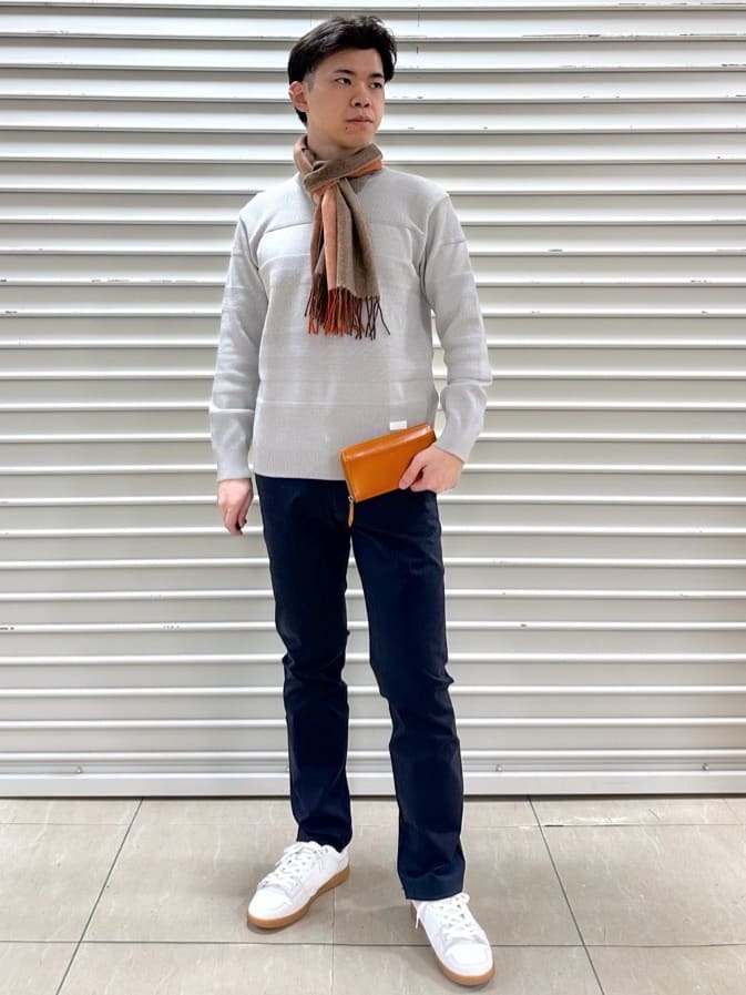 TAKEO KIKUCHIの【Made in JAPAN】編地切替 プルオーバーニットを使ったコーディネートを紹介します。｜Rakuten Fashion(楽天ファッション／旧楽天ブランドアベニュー)5030390