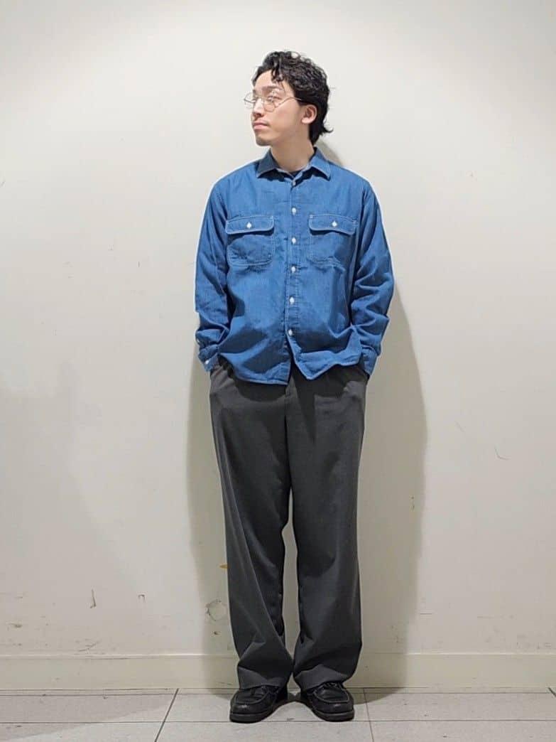 TAKEO KIKUCHIの【THE FLAGSHIP】デニムシャツを使ったコーディネートを紹介します。｜Rakuten Fashion(楽天ファッション／旧楽天ブランドアベニュー)5042108