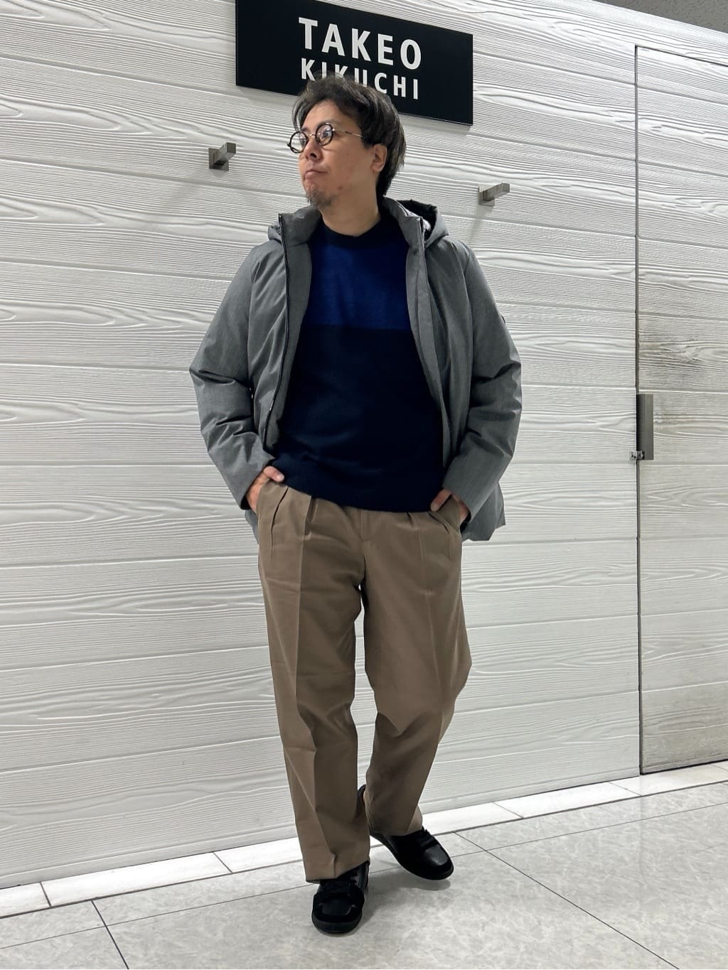 TAKEO KIKUCHIの【洗えるカシミヤ】微塵ボーダー カシミヤニットを使ったコーディネートを紹介します。｜Rakuten Fashion(楽天ファッション／旧楽天ブランドアベニュー)5043700