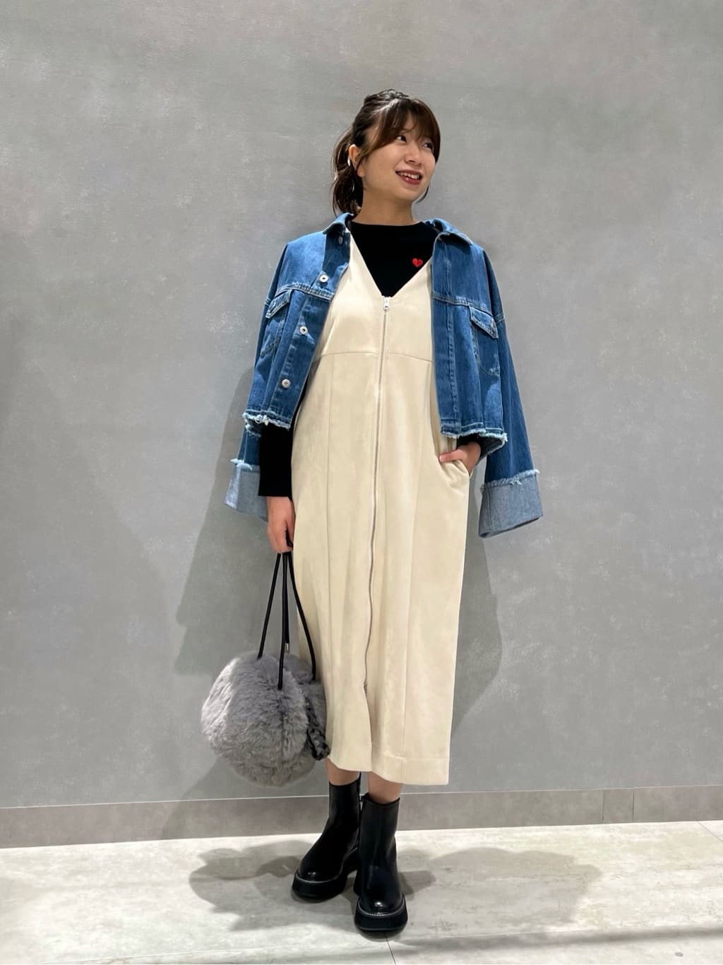 Vinのワイドスリーブデニムジャケットを使ったコーディネートを紹介します。｜Rakuten Fashion(楽天ファッション／旧楽天ブランドアベニュー)5044055