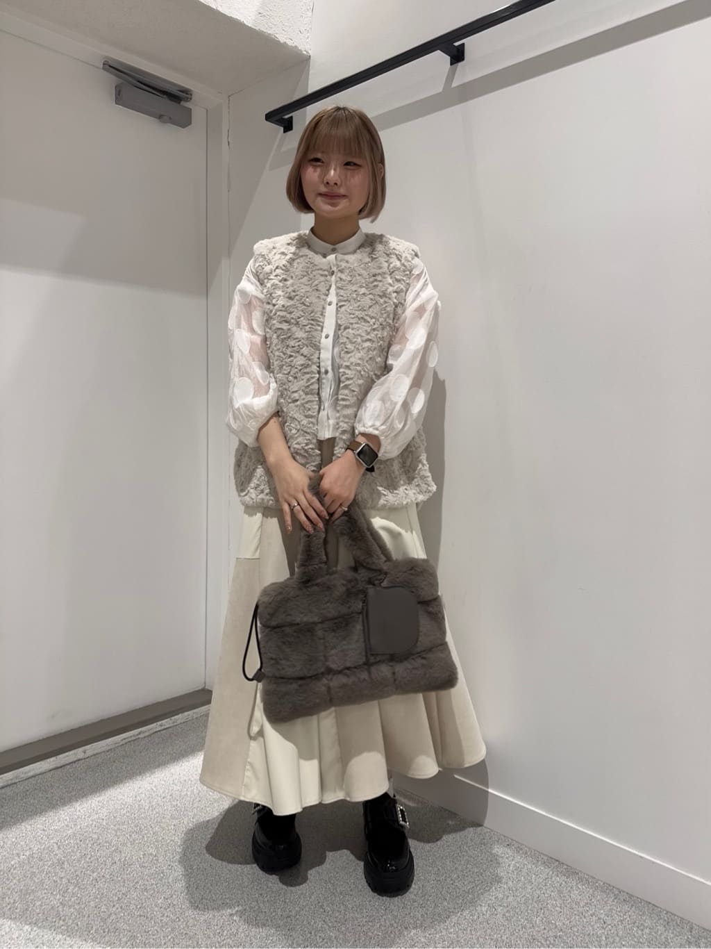 Vinのコーディネートを紹介します。｜Rakuten Fashion(楽天ファッション／旧楽天ブランドアベニュー)5052833