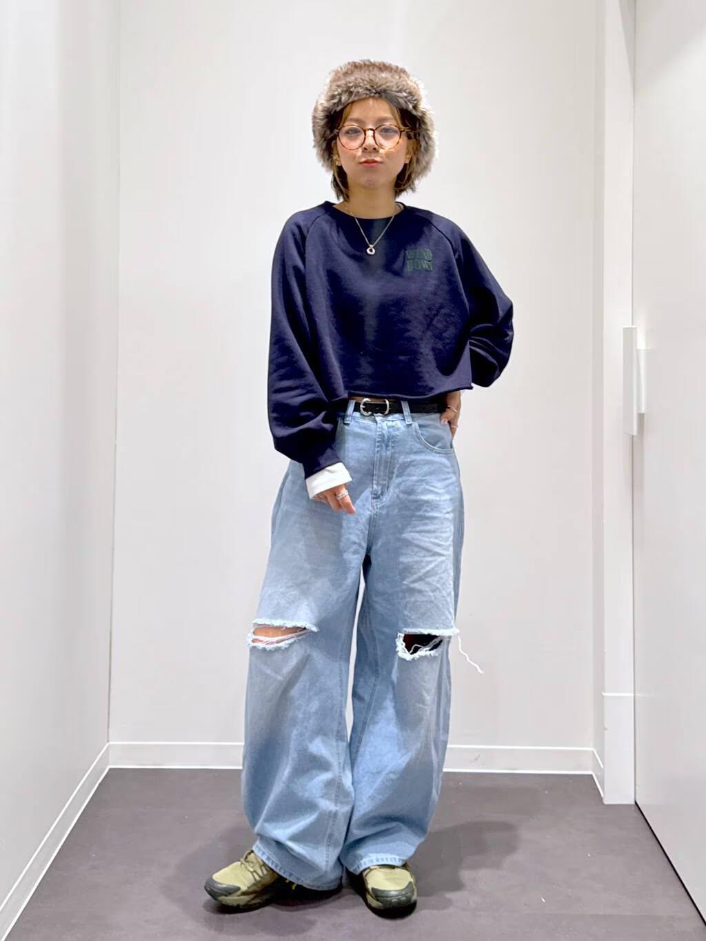 LAKOLEのフロッキーロゴスウェットを使ったコーディネートを紹介します。｜Rakuten Fashion(楽天ファッション／旧楽天ブランドアベニュー)5056082