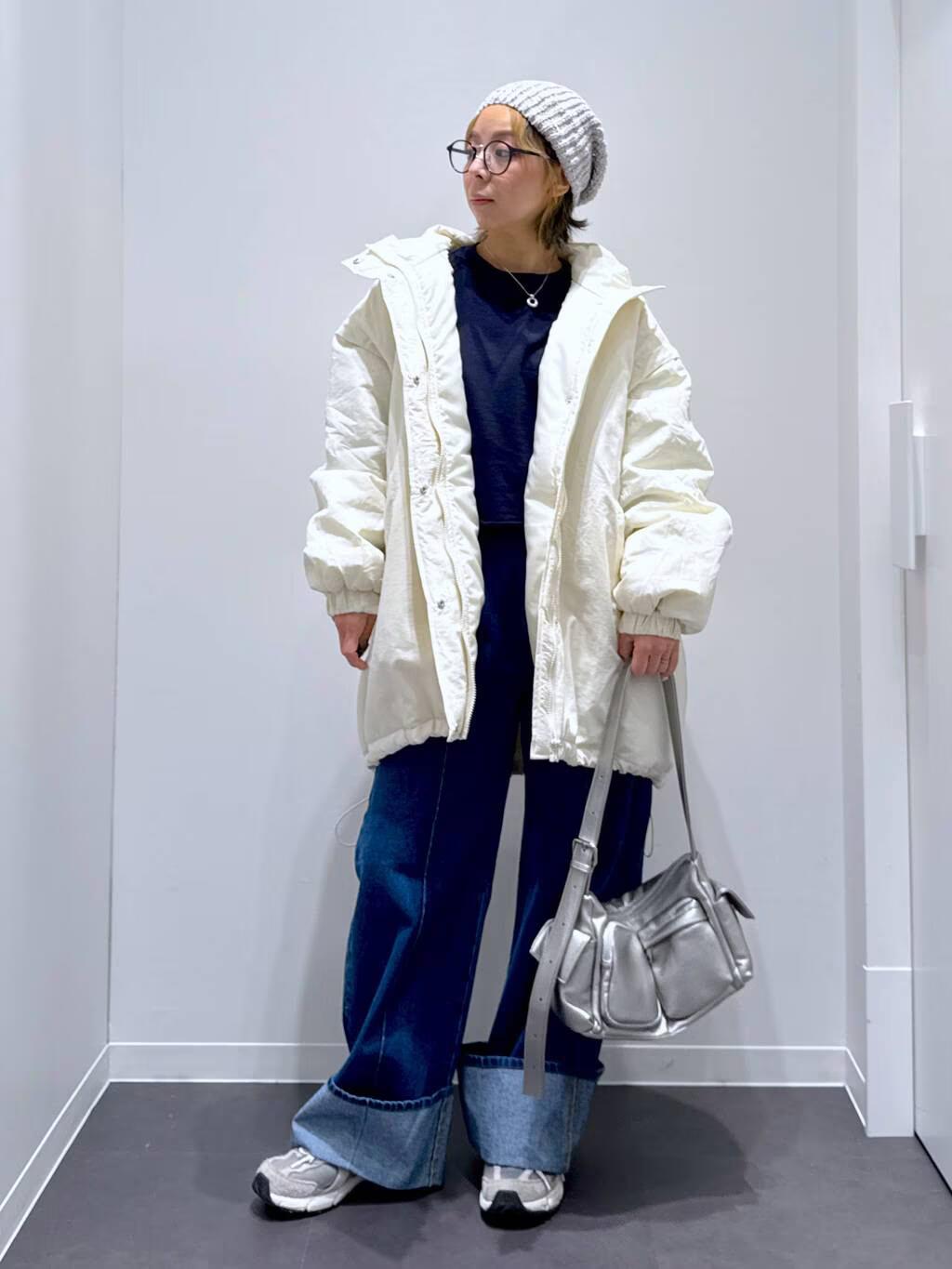 LAKOLEの2WAYモンスターコートを使ったコーディネートを紹介します。｜Rakuten Fashion(楽天ファッション／旧楽天ブランドアベニュー)5056083