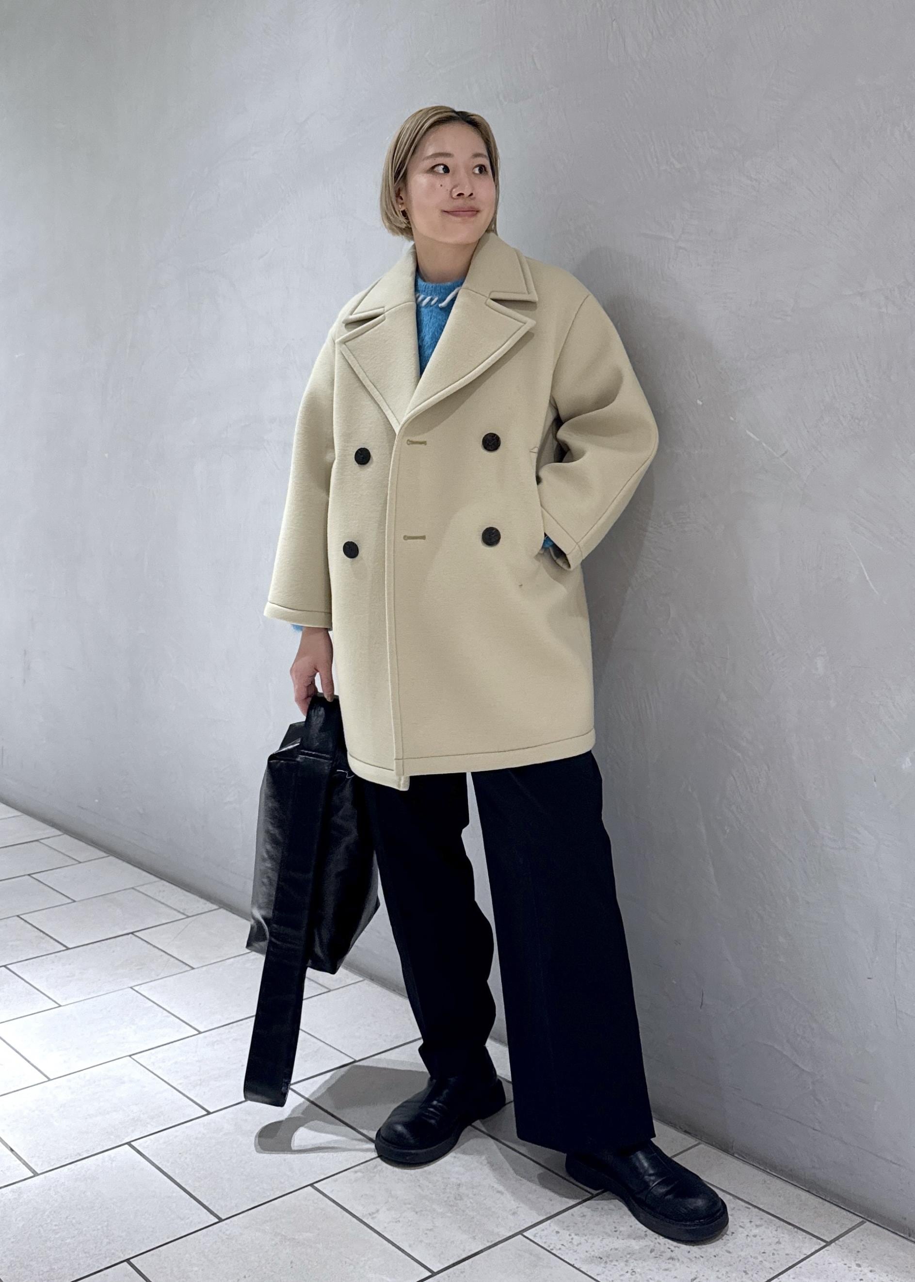 ADAM ET ROPE'のウールジャージボンディングPコートを使った