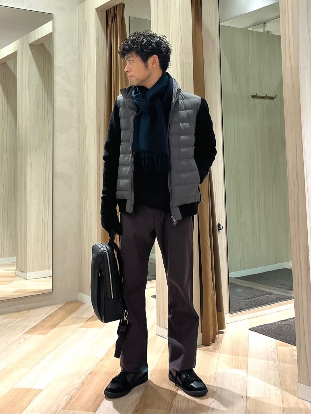 TAKEO KIKUCHIの【コンパクトダウン】ニットコンビ ダウンブルゾンを使ったコーディネートを紹介します。｜Rakuten Fashion(楽天ファッション／旧楽天ブランドアベニュー)5059402