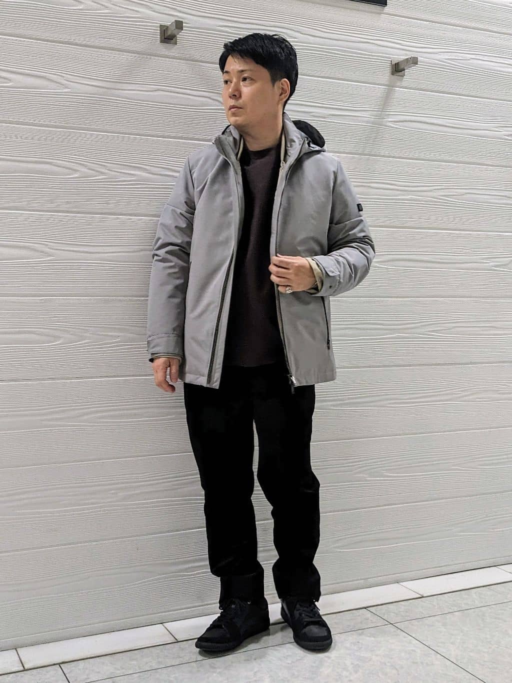 TAKEO KIKUCHIの【DOWN FABRIC】ダウンファブリック プルオーバー スウェットを使ったコーディネートを紹介します。｜Rakuten Fashion(楽天ファッション／旧楽天ブランドアベニュー)5065242