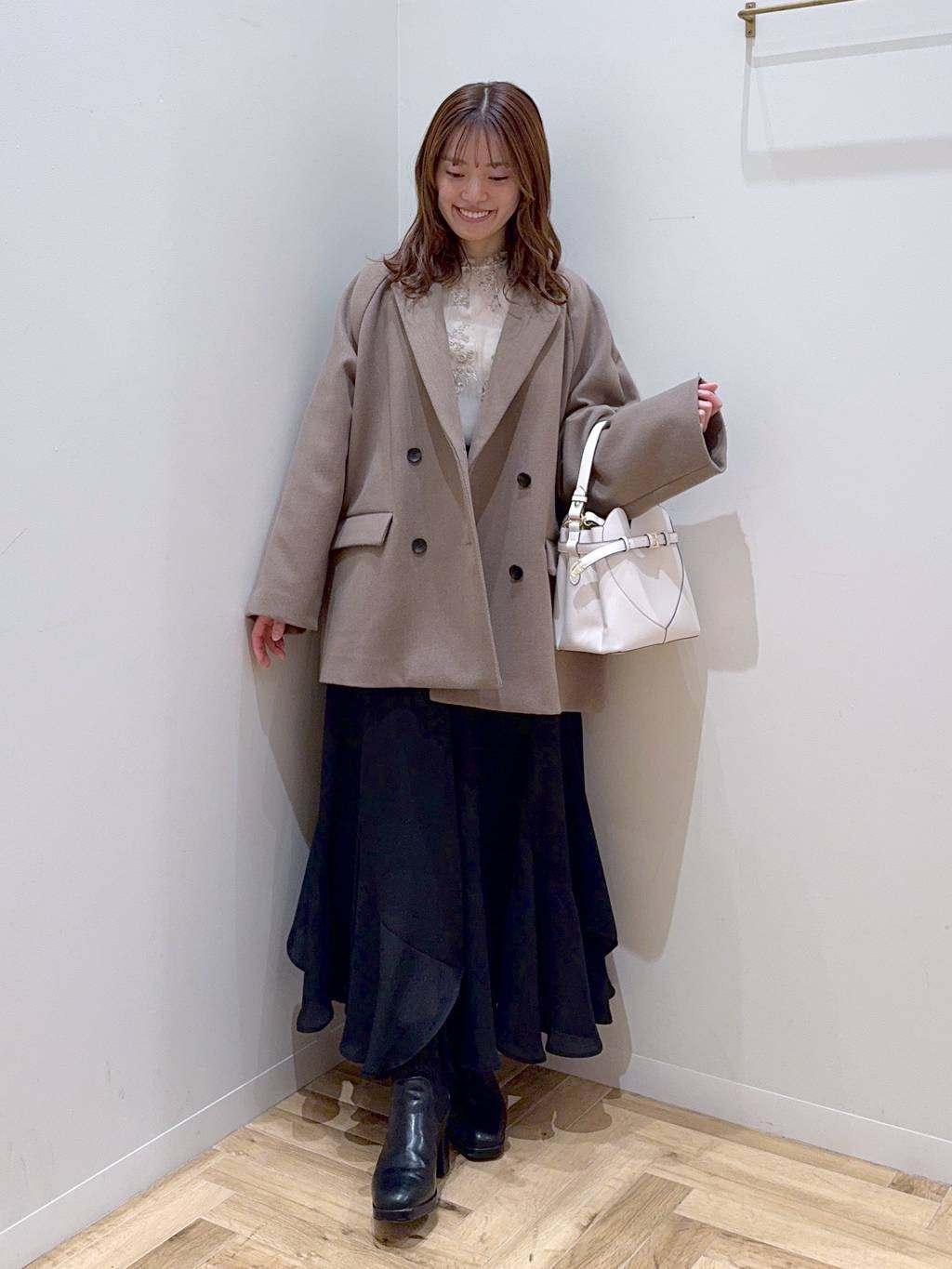 mysty womanの【古畑星夏さん着用アイテム】ミドルテーラージャコットを使ったコーディネートを紹介します。｜Rakuten Fashion(楽天ファッション／旧楽天ブランドアベニュー)5066939