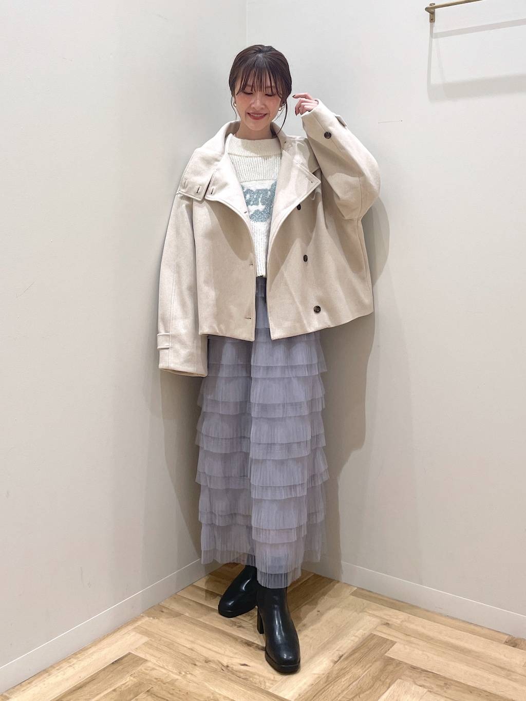 mysty womanのスタンドカラーショートコートを使ったコーディネートを紹介します。｜Rakuten Fashion(楽天ファッション／旧楽天ブランドアベニュー)5067322